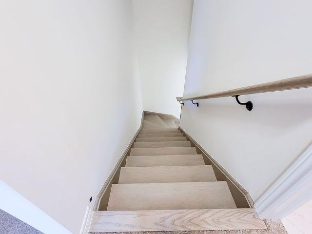 For Lease 82 Pinot Crescent, Hamilton, Ontario