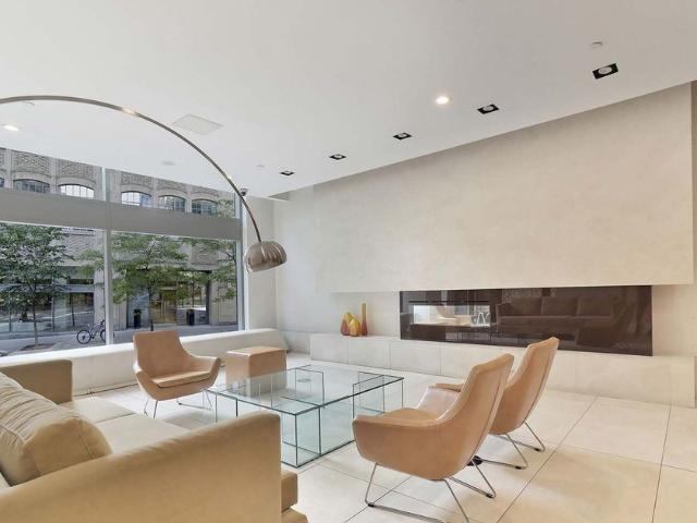 For Lease 832 Bay Street Unit# 501, Toronto, Ontario
