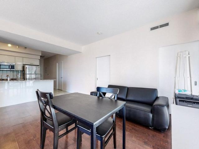 For Lease 832 Bay Street Unit# 1303, Toronto, Ontario