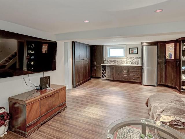 For Lease 83 Brentwood Road, Toronto, Ontario