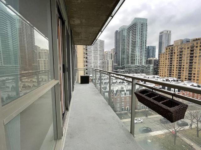 For Lease 83 Redpath Avenue Unit# 811, Toronto, Ontario