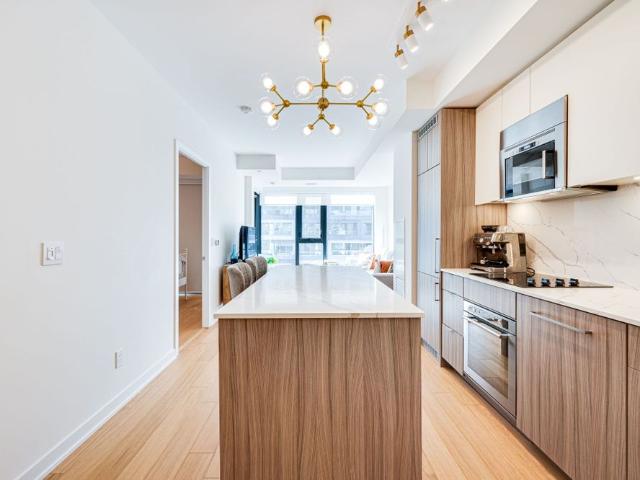 For Lease 840 ST CLAIR Avenue Unit# 516, Toronto, Ontario