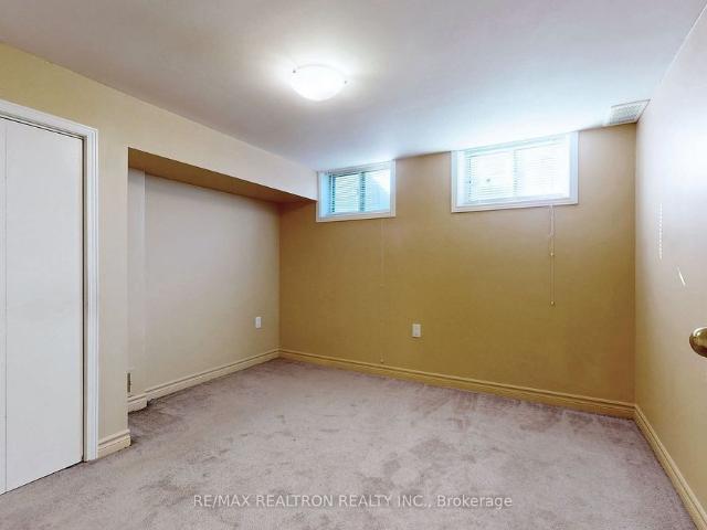 For Lease 84 Santamonica Boulevard Unit# Lower, Toronto, Ontario