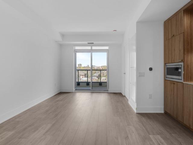 For Lease 858 Dupont Street Unit# 717, Toronto, Ontario