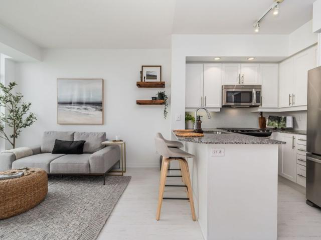 For Lease 85 East Liberty Street Unit# 1703, Toronto, Ontario