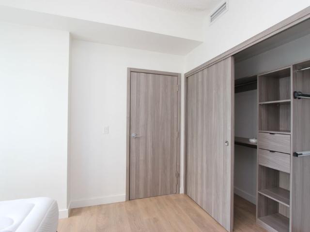 For Lease 85 McMahon Drive Unit# 2202, Toronto, Ontario