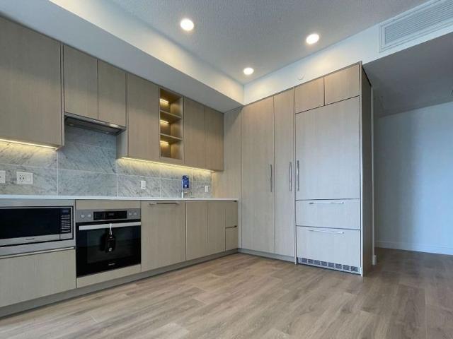 For Lease 85 McMahon Drive Unit# 3501, Toronto, Ontario