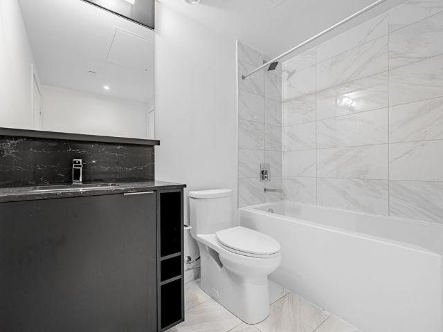 For Lease 85 Wood Street Unit# 1615, Toronto, Ontario
