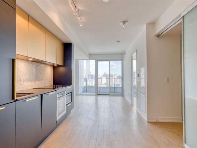 For Lease 85 Wood Street Unit# 2607, Toronto, Ontario