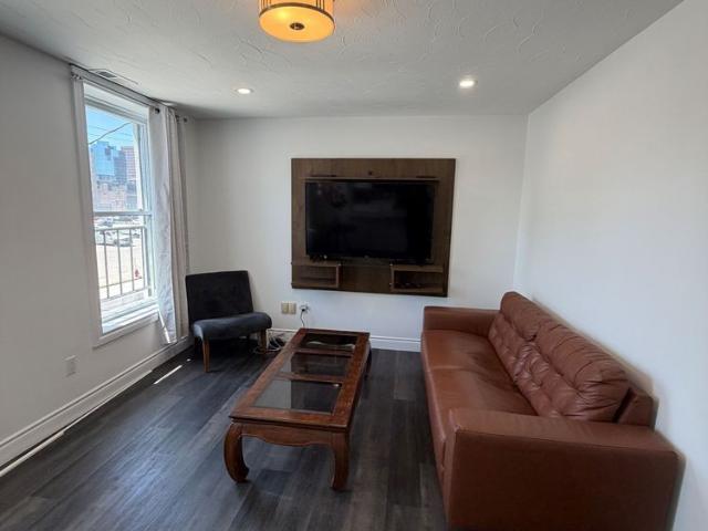 For Lease 85 Wilson Street Unit# 3, Hamilton, Ontario