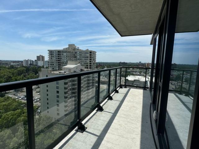 For Lease 86 Dundas Street Unit# 1114, Mississauga, Ontario