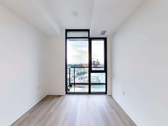 For Lease 86 Dundas Street Unit# 1320, Mississauga, Ontario