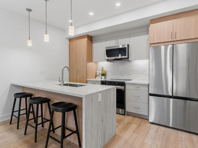 For Lease 86 Kenwood Avenue Unit# Unit 1, Toronto, Ontario