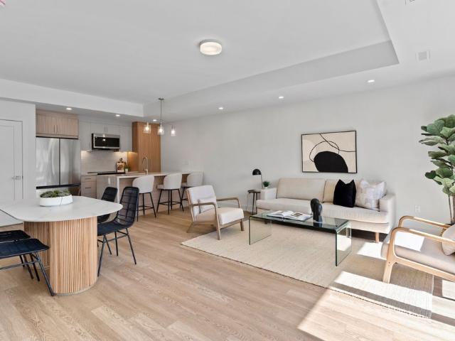 For Lease 86 Kenwood Avenue Unit# Unit 4, Toronto, Ontario