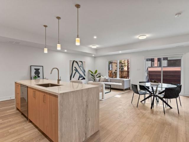 For Lease 86 Kenwood Avenue Unit# Unit 5, Toronto, Ontario