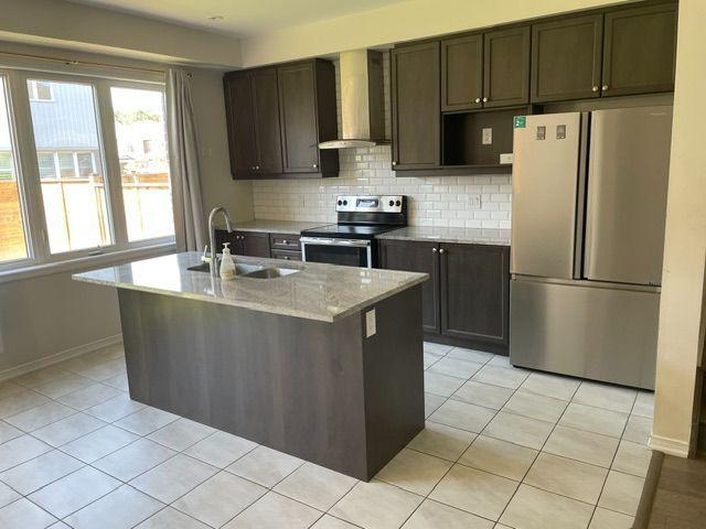 For Lease 8761 Sourgum Avenue, Niagara Falls, Ontario