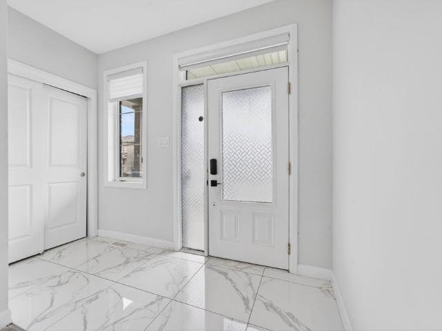 For Lease 87 Coco Place, Kanata, Ontario