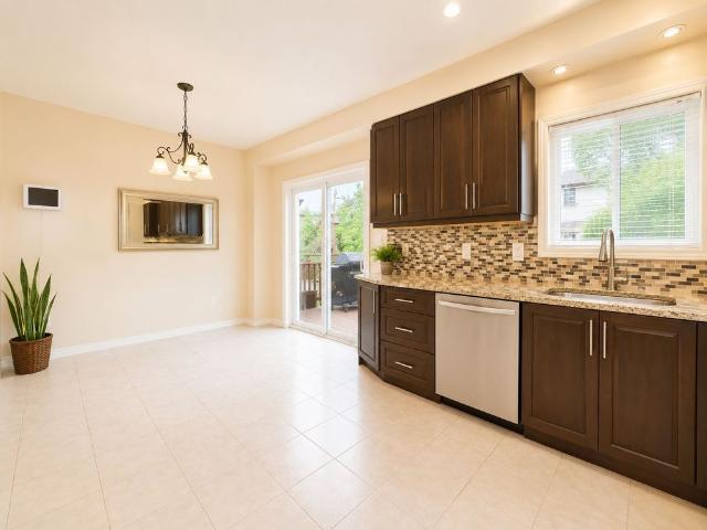 For Lease 87 English Oak Drive Unit# MAIN, Richmond Hill, Ontario