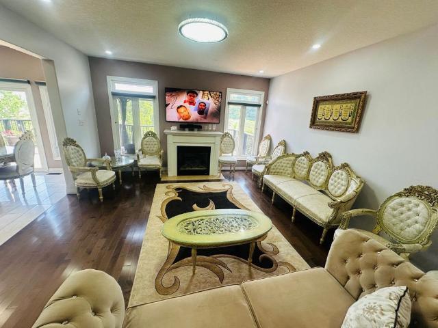 For Lease 87 Newcastle Drive, Kitchener, Ontario
