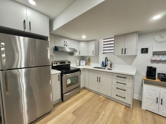 For Lease 8849 Dogwood Crescent Unit# Bsmt, Niagara Falls, Ontario