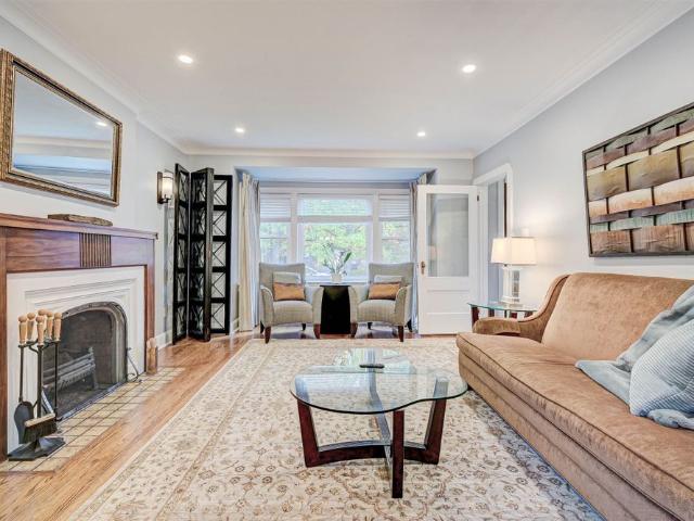 For Lease 884 Royal York Road, Toronto, Ontario
