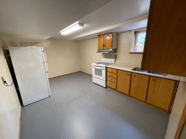 For Lease 886bsmt Srigley Street, Newmarket, Ontario