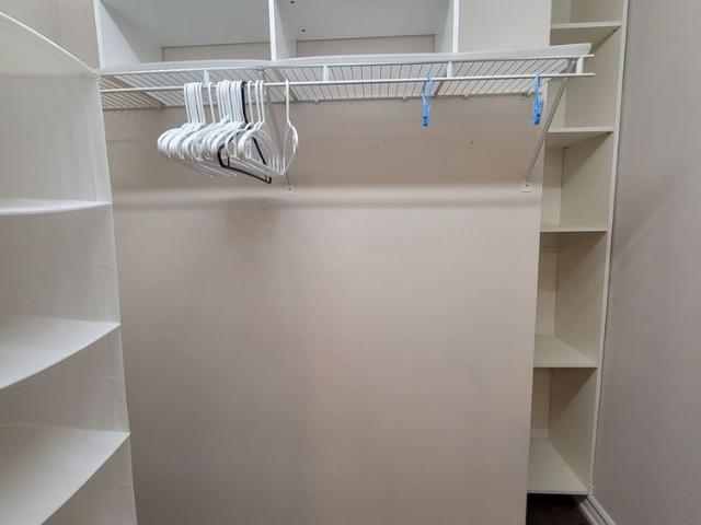 For Lease 887 Bay Street Unit# 804, Toronto, Ontario