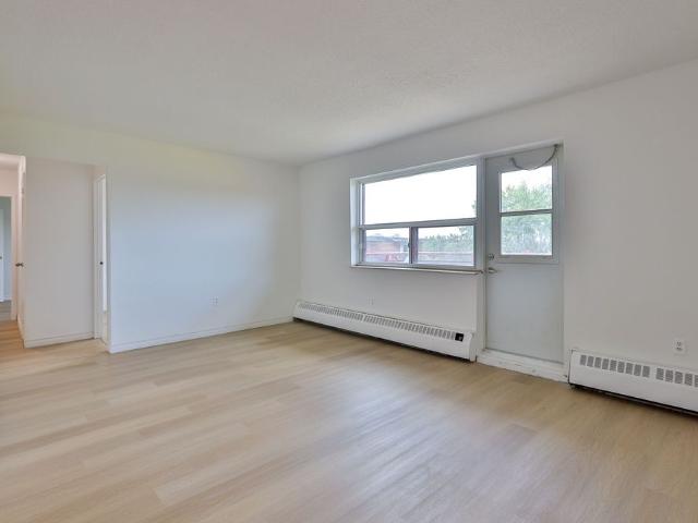 For Lease 888 Glen Street Unit# 507, Oshawa, Ontario