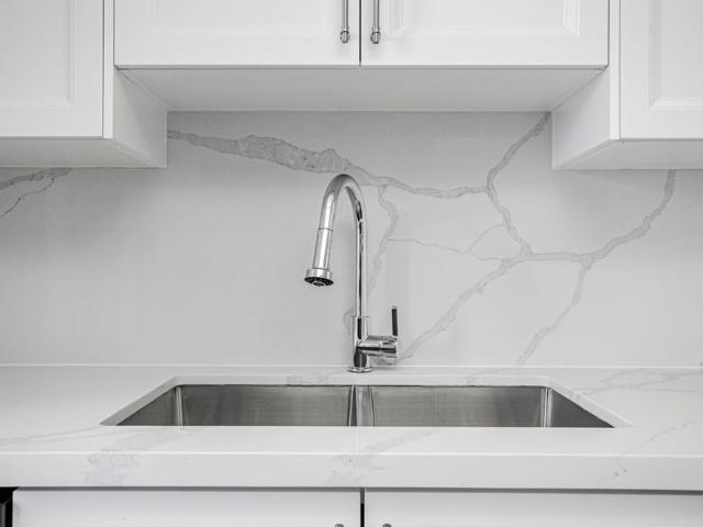 For Lease 88 Alton Towers Circle Unit# 406, Toronto, Ontario