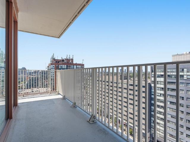 For Lease 88 Bathurst Street Unit# 1503, Toronto, Ontario