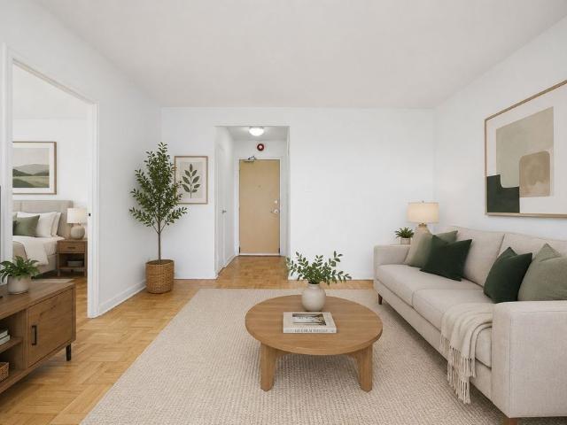 For Lease 88 Bernard Avenue Unit# 1008, Toronto, Ontario