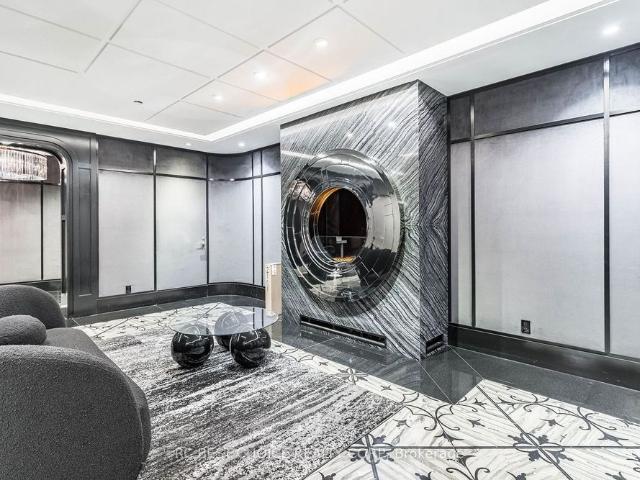 For Lease 88 Blue Jays Way Unit# 1313, Toronto, Ontario