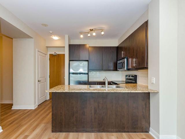 For Lease 88 Broadway Avenue Unit# 1605, Toronto, Ontario