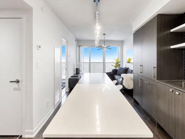 For Lease 88 Harbour Street Unit# 5703, Toronto, Ontario