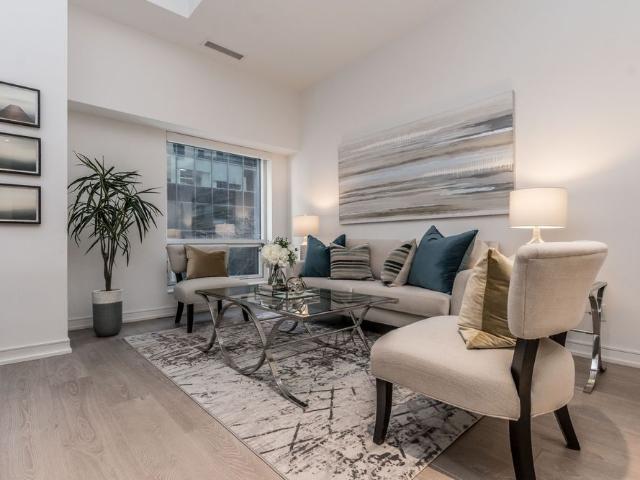 For Lease 88 Scott Street Unit# 207, Toronto, Ontario