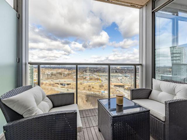 For Lease 88 Park Lawn Road Unit# 2212, Toronto, Ontario