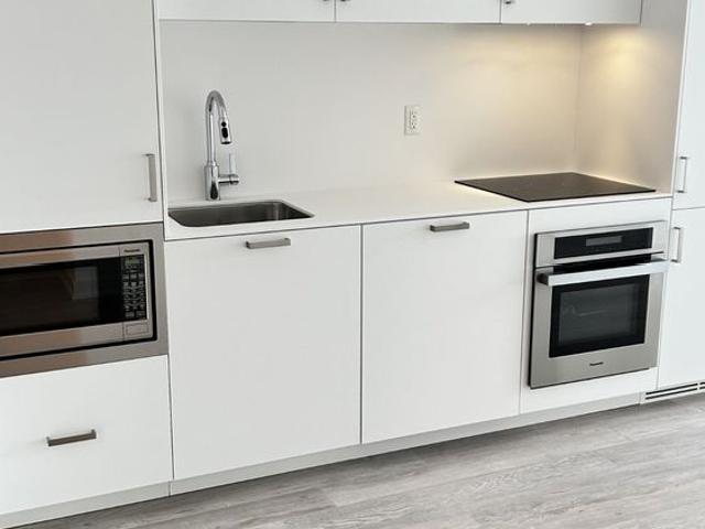For Lease 88 Queen Street Unit# 1209, Toronto, Ontario
