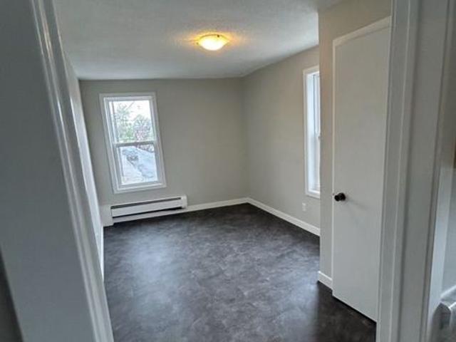 For Lease 88 Uxbridge Avenue Unit# A, Toronto, Ontario