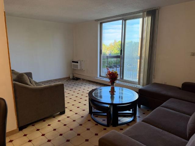 For Lease 895 Kennedy Road Unit# 402, Toronto, Ontario