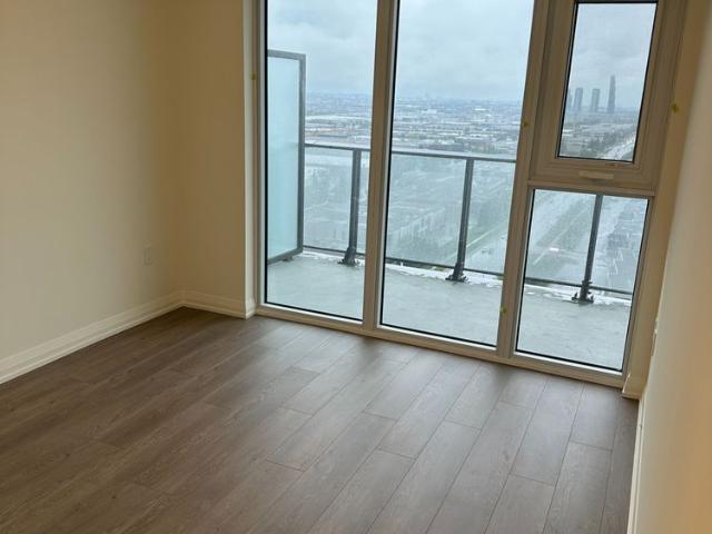 For Lease 8960 Jane Street Unit# 2212, Vaughan, Ontario