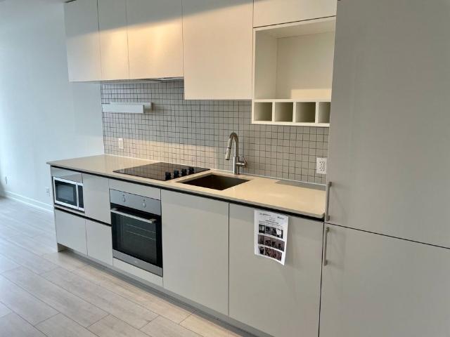 For Lease 898 Portage Parkway Unit# 1701, Vaughan, Ontario