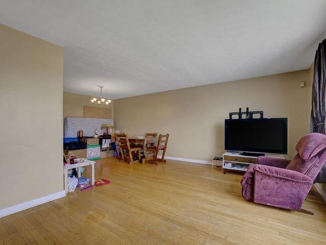 For Lease 892 Baseline Road Unit# A, Cityview Parkwoods Hills Rideau Shore, Ontario