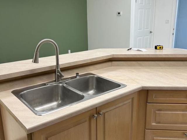 For Lease 89 King Street Unit# 6, Kawartha Lakes, Ontario
