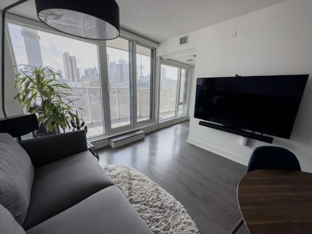 For Lease 89 Mcgill Street Unit# 1009, Toronto, Ontario