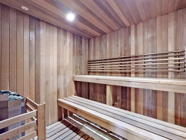 For Lease 89 Mcgill Street Unit# 2404, Toronto, Ontario