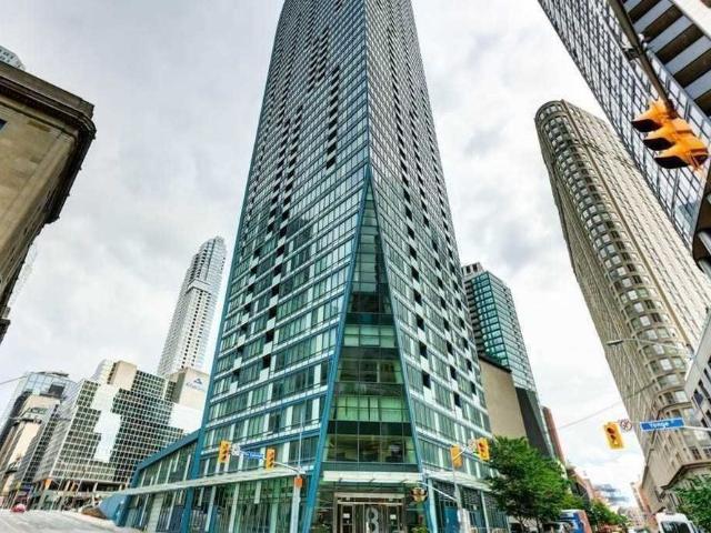 For Lease 8 The Esplanade N/A Unit# 1812, Toronto, Ontario