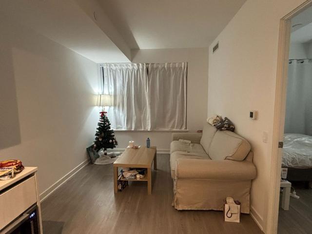 For Lease 8 wellesley st unit 1502 Street, Toronto, Ontario