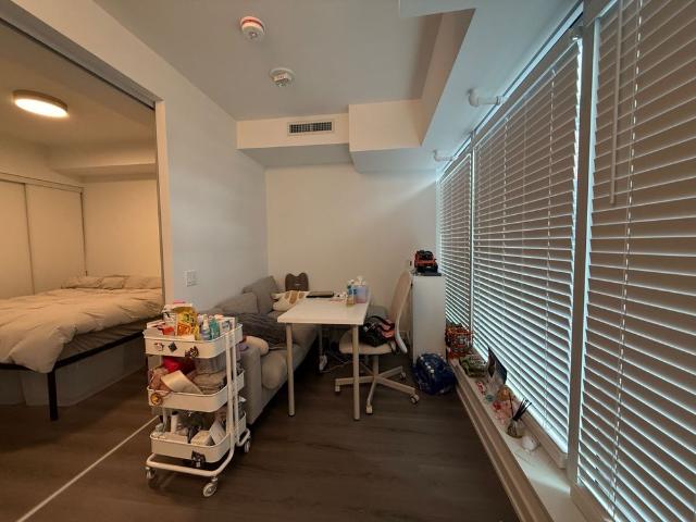 For Lease 8 Wellesley Street Unit# 2005, Toronto, Ontario