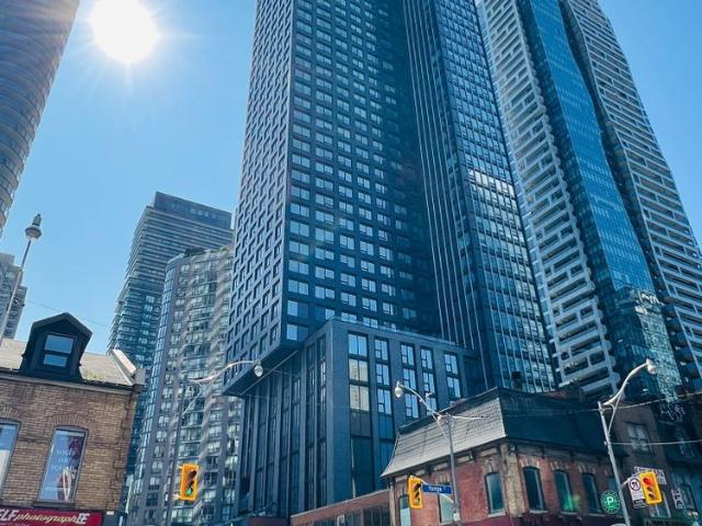For Lease 8 WELLESLEY Street Unit# 2709, Toronto, Ontario