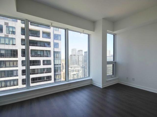 For Lease 8 Wellesley Street Unit# 3305, Toronto, Ontario